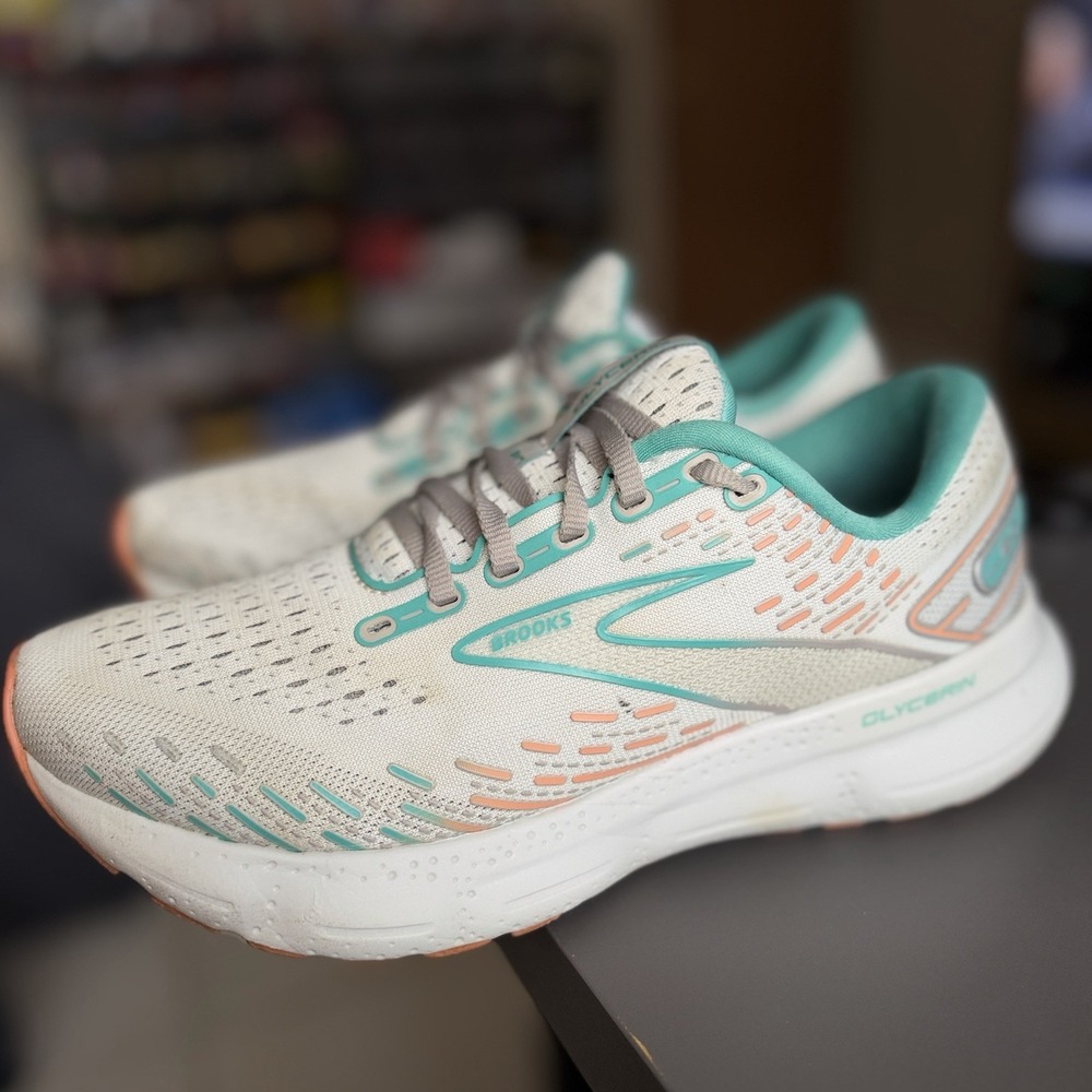 Brooks Women Glycerin 20 Running Shoes 9.5 B Gray Teal Coral Comfort Cushion Gym